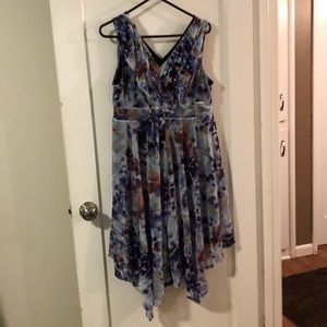 Woman’s Simply Vera Dress